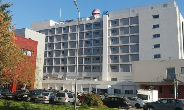 Πάτρα: 35χρονη επιχείρησε να αυτοκτονήσει - Έβαλε φωτιά στα μαλλιά της και πέρασε σχοινί στον λαιμό