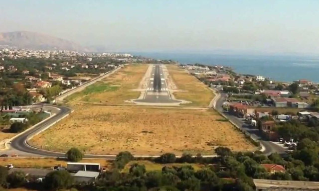Χίος: Τετράμηνο «λουκέτο» στο αεροδρόμιο – Μεγάλη συγκέντρωση και «αγωνία για την επόμενη ημέρα»