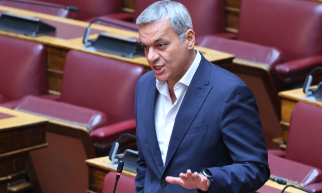 Επανέρχεται στον ΣΥΡΙΖΑ η έδρα του Μαμουλάκη - Ποιος τον αντικαθιστά