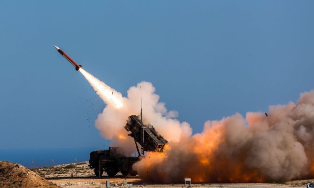 Washington Post: Η κυβέρνηση Τραμπ καθυστερεί την έγκριση των πυραύλων Patriot για την Ουκρανία