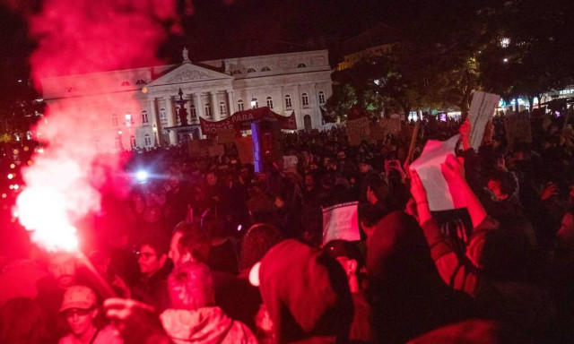 Πορτογαλία: Στους δρόμους οι πολίτες για τη στεγαστική κρίση – 55 συλλήψεις στη Λισαβόνα