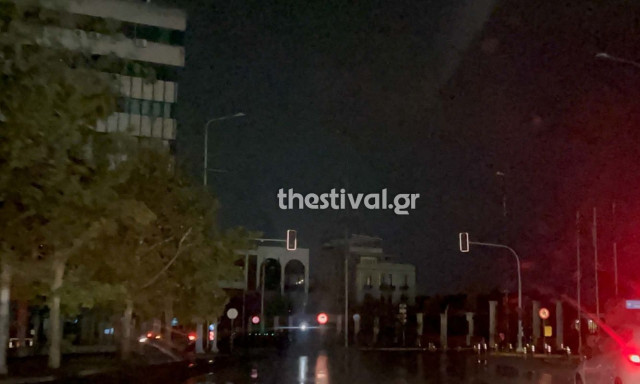 Θεσσαλονίκη: Μπλακ άουτ στο ιστορικό κέντρο - Χωρίς ρεύμα η πόλη