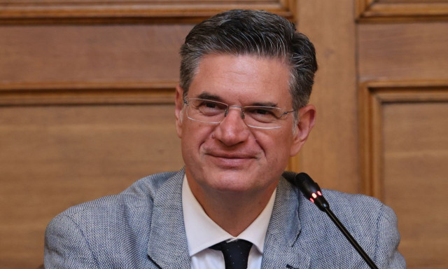 Ανατροπή με την έδρα του Καλαματιανού - Τη διατηρεί στον ΣΥΡΙΖΑ η Ζωή Αναστασοπούλου