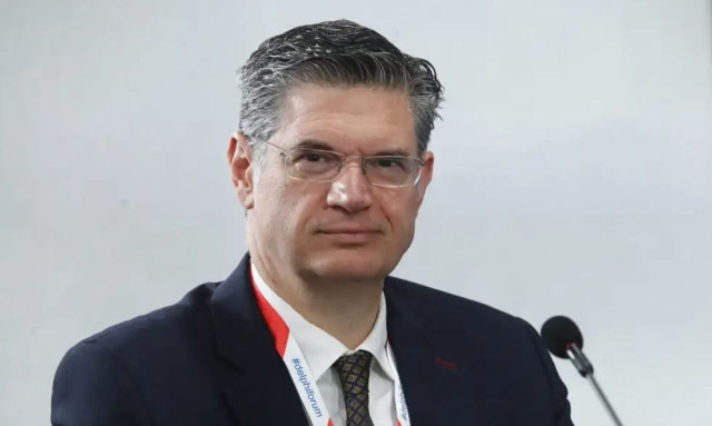 Παραιτήθηκε από βουλευτής ο Καλαματιανός – Σε ποιον πηγαίνει η έδρα