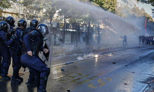 Κλιμακώνεται η κρίση στην Αλβανία: 10.000 πολίτες αναμένονται σήμερα στο συλλαλητήριο