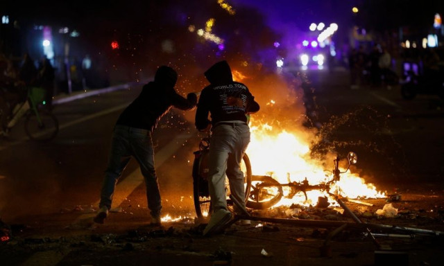 Επεισόδια και λεηλασίες στη Βαρκελώνη: Περισσότερες από 100 συλλήψεις, ανάμεσά τους ανήλικοι