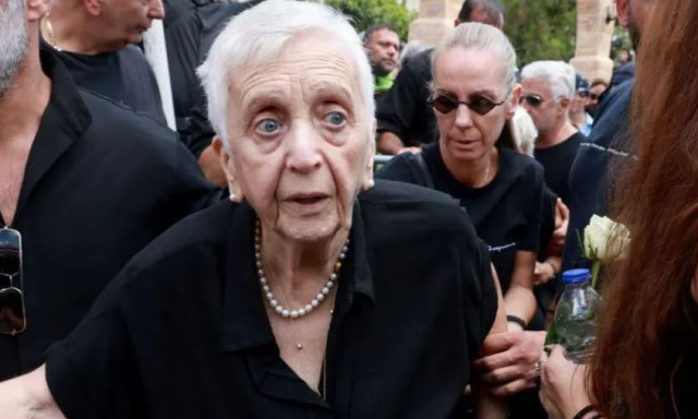 Συγκλονίζει η μητέρα του Γιώργου Μαζωνάκη: «Είναι αργά πια έχασα τον λεβέντη μου»