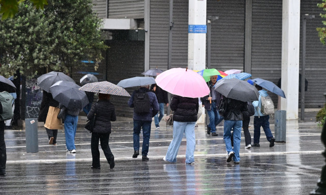 Έκτακτο δελτίο ΕΜΥ: Έρχονται ισχυρές καταιγίδες και χαλάζι - Στο επίκεντρο η Αττική
