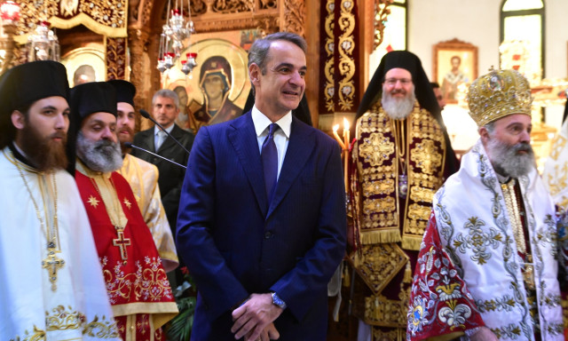 Στον Άγιο Δημήτριο ο Κυριάκος Μητσοτάκης: Συγχαρητήρια από Αρχιεπίσκοπο Αυστραλίας για τη Μονή Σινά