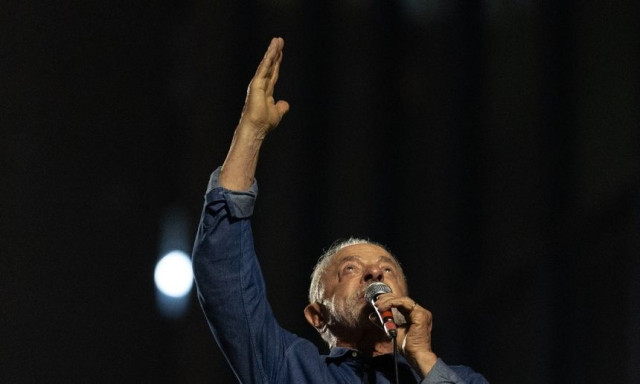 Ο Λούλα «ενώνει» ΠΑΣΟΚ, ΣΥΡΙΖΑ, ΝΕΑΡ και ΕΛΑΣ