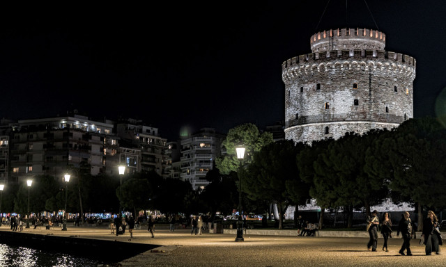 Μητσοτάκης: «Δεν φωτίζουμε μόνο τον Λευκό Πύργο, φωτίζουμε ολόκληρη τη Μακεδονία»
