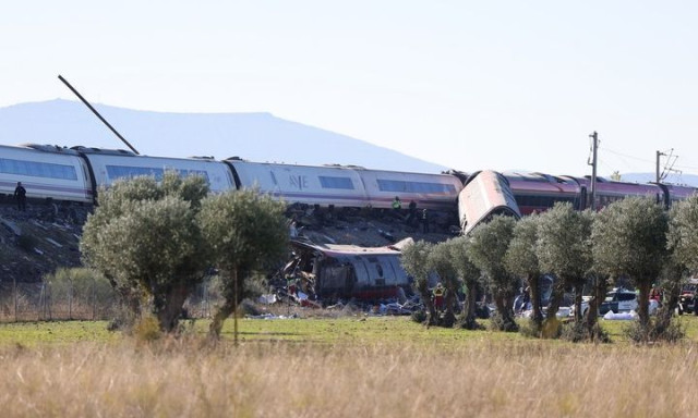 Ισπανία - Τουλάχιστον 39 νεκροί: Σύγκρουση λόγω ανθρώπινου λάθους μετά από βλάβη