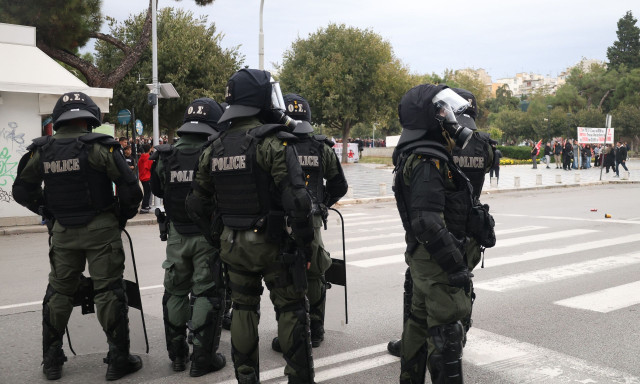 Θεσσαλονίκη: Σε 6 προσαγωγές προχώρησε η ΕΛ.ΑΣ μετά τα επεισόδια στο κέντρο της πόλης