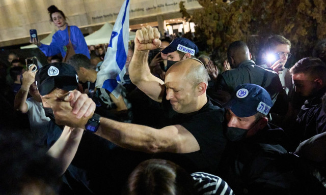 Εκλογές Ισραήλ: Μπένετ – «Ο Νετανιάχου έχασε, αλλά τα πράγματα μπορούν ακόμη να αλλάξουν»