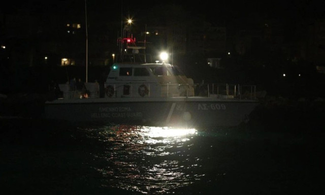 Ιεράπετρα: Λέμβος με 40 μετανάστες έφτασε σε παραλία πεντάστερου ξενοδοχείου