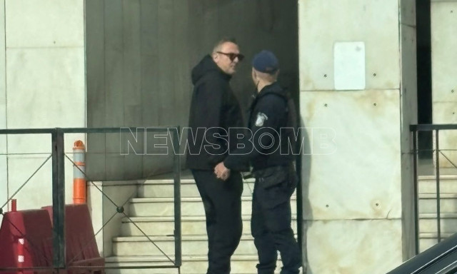 Δημητρακόπουλος για Ρέμο: Βρέθηκε στη ΓΑΔΑ για να καταθέσει μήνυση κατά blogs που τον δυσφημούν