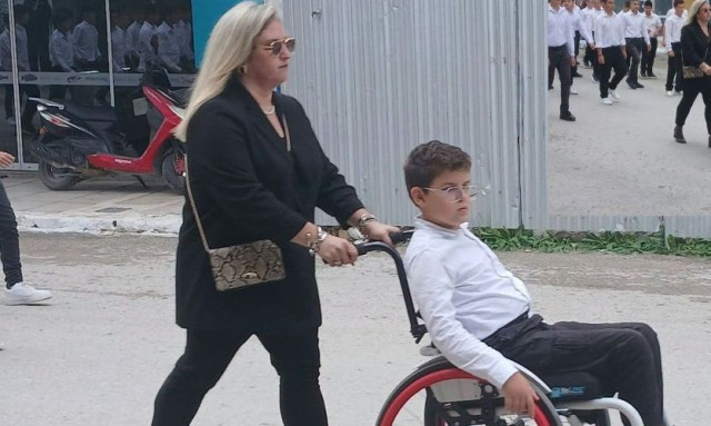 Ηράκλειο: Ο 13χρονος Παναγιώτης που συγκίνησε στην παρέλαση - Θέλει να γίνει εισαγγελέας