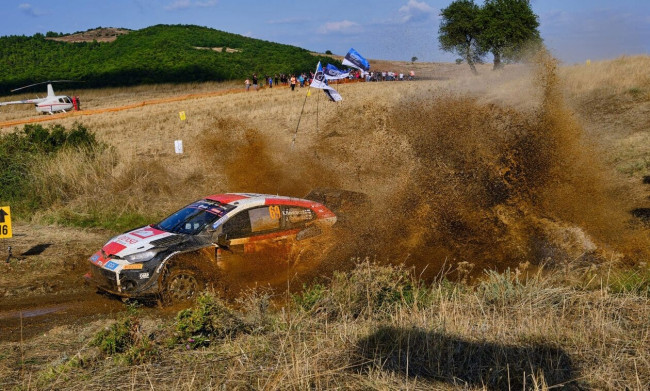 ΕΚΟ Ράλλυ Ακρόπολις: Και ο Rovanpera στη… μάχη της νίκης