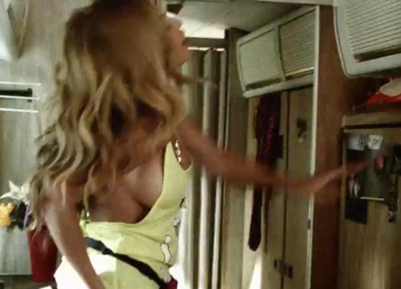 Το καυτό μαγιό της Beyonce