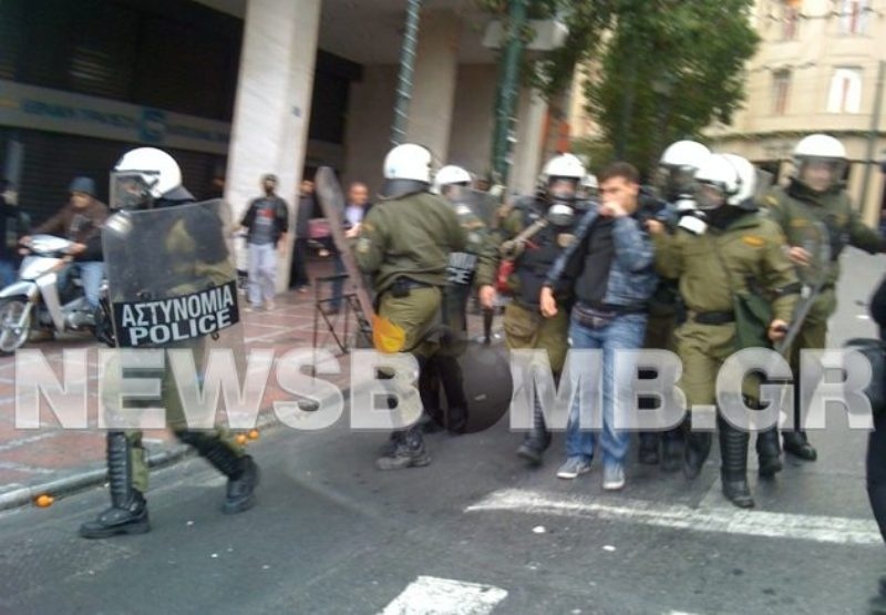 Ένταση με μολότοφ και χημικά στο συλλαλητήριο 