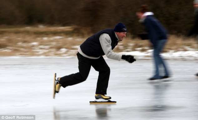 Εικόνες από την παγωμένη Βρετανία 