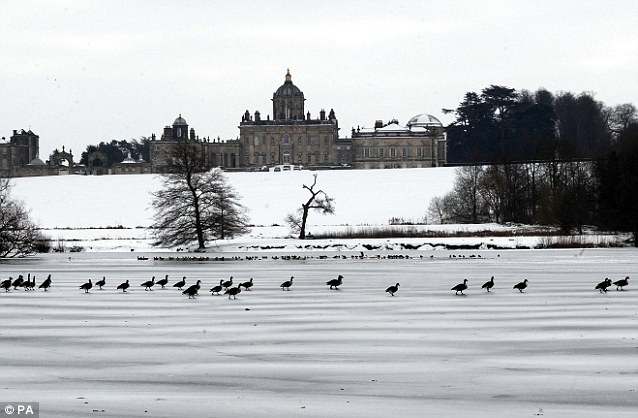 Εικόνες από την παγωμένη Βρετανία 