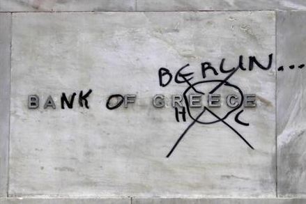 Reuters: Καρέ - καρέ τα επεισόδια στο Σύνταγμα