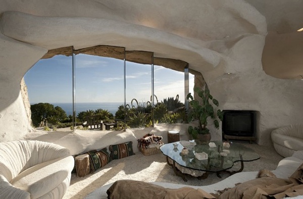 Μένουν στο σπίτι των Flinstones 