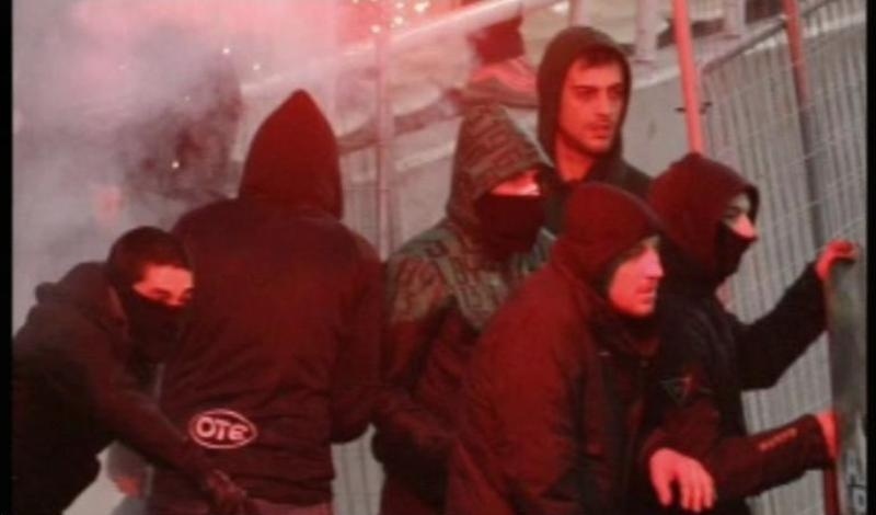 Νέες φωτογραφίες από τα επεισόδια στο ΟΑΚΑ