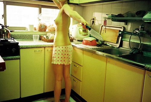 Erotica: #145. Δουλειές του σπιτιού