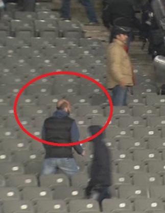 Νέα παρτίδα φωτογραφιών από τα επεισόδια του ΟΑΚΑ…