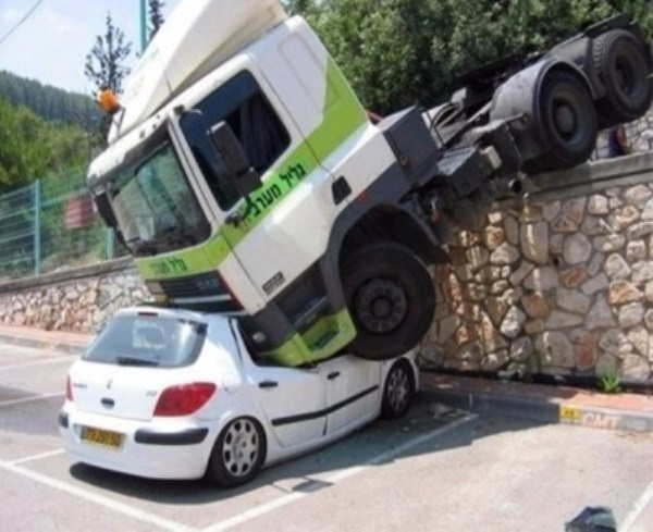 Τα χειρότερα «παρκαρίσματα» που έγιναν ποτέ