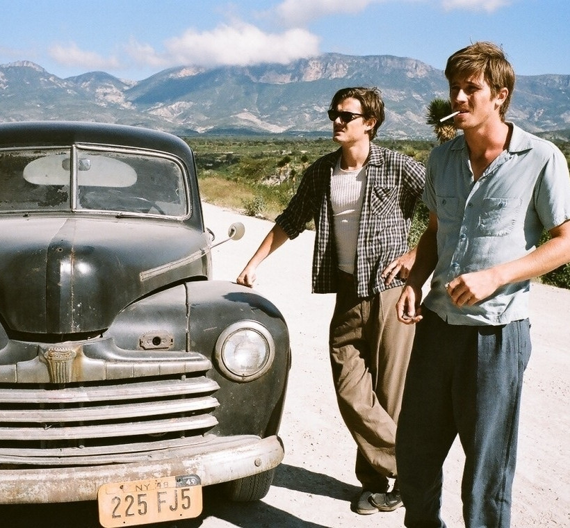 Στο δρόμο; Ή στο σινεμά; Το μυθικό βιβλίο του Κέρουακ γίνεται ταινία.