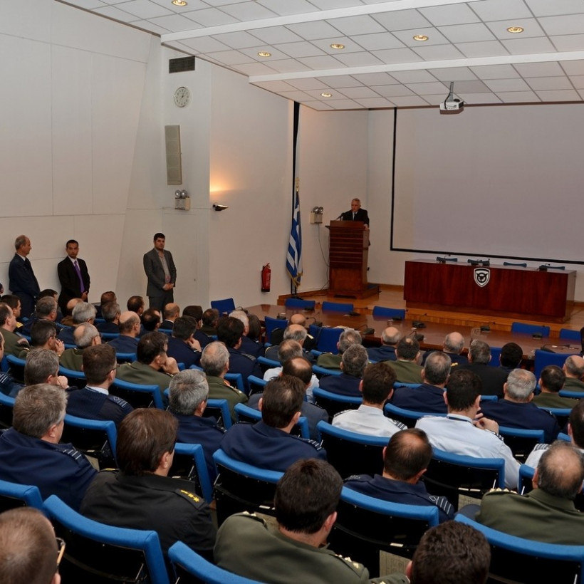 Βίντεο: Πώς τρακάρουν με… ασφάλεια στο Πεντάγωνο 