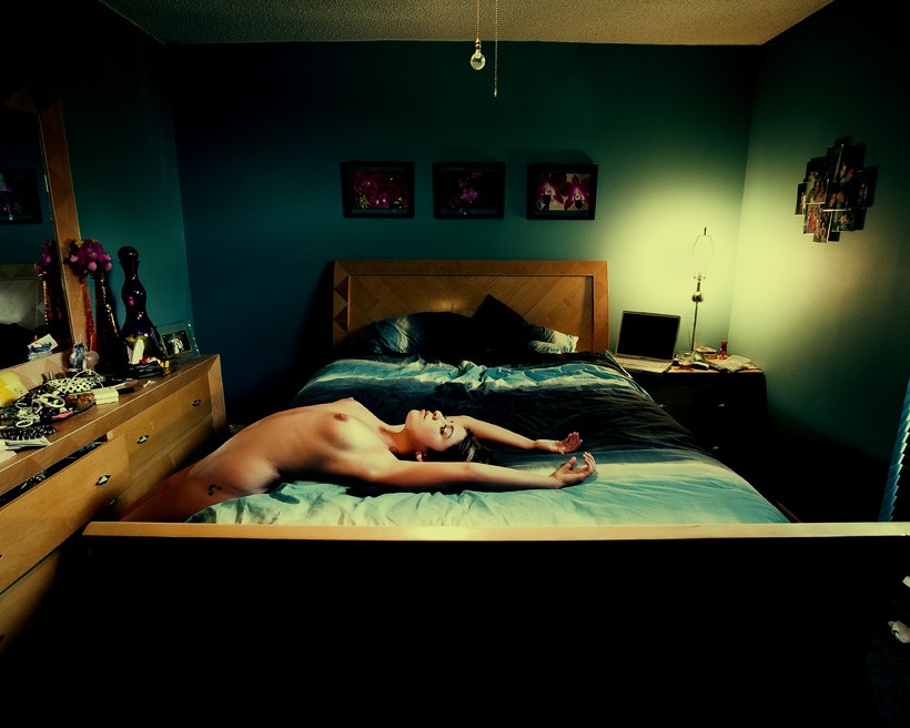 Erotica: #68. Υπερκορεσμένος φετιχισμός