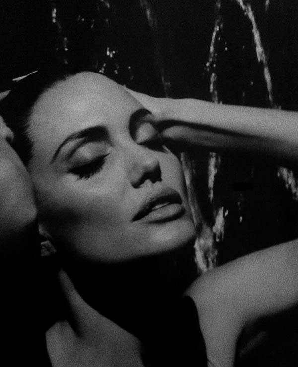 Ax Αντζελίνα!