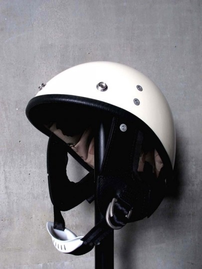 Μήπως να τα πάρεις στο κρανίο; 