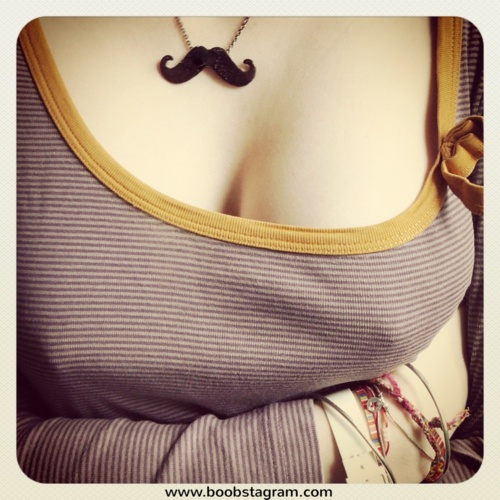 Tα 20 πιο ωραία ζευγάρια από γυναικεία στήθη που πέρασαν ως τώρα απ' το Boobstagram