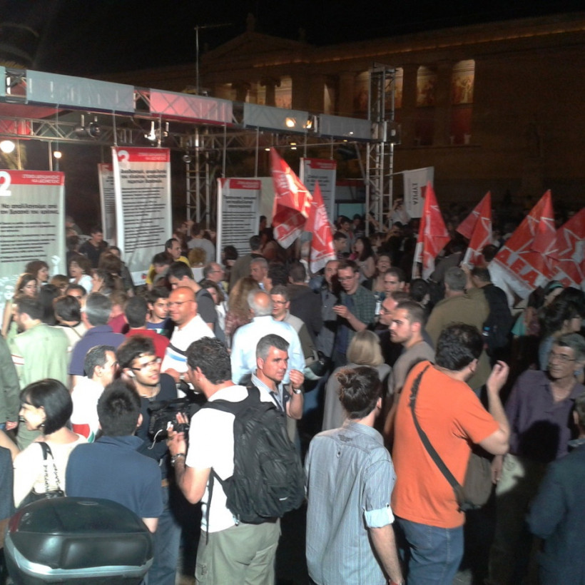 Αποτελέσματα εκλογών 2012 – Πάρτι του ΣΥΡΙΖΑ στα Προπύλαια