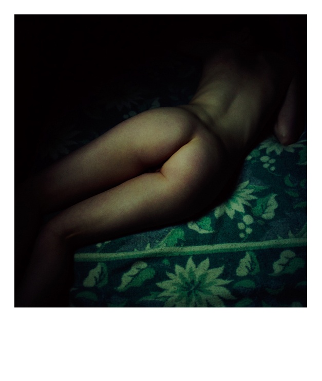 Erotica: #43. Ένοχες Polaroid