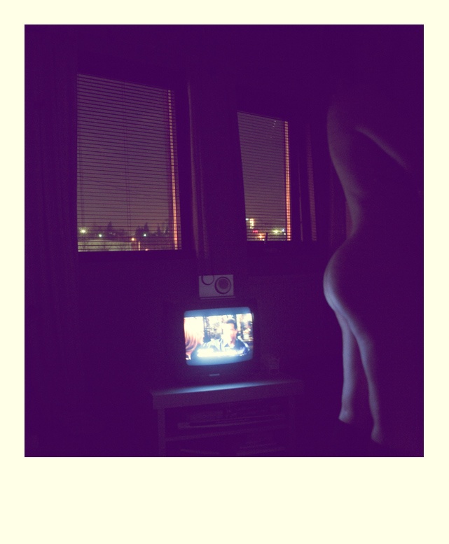 Erotica: #43. Ένοχες Polaroid