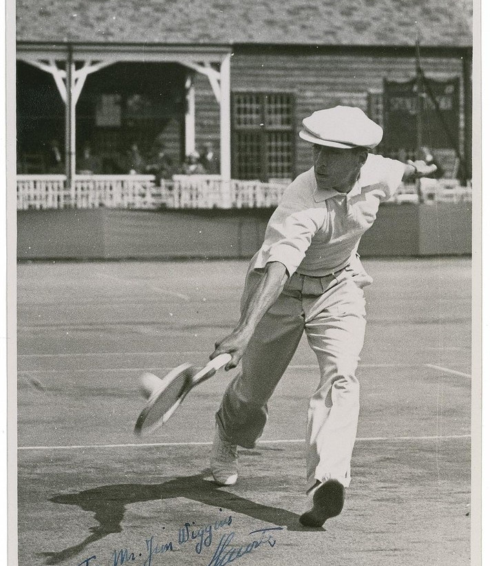 Η ιστορία του polo shirt, από τους Πέρσες ευγενείς, στον Rene Lacoste και τον σημερινό... κάγκουρα με τον σηκωμένο γιακά!