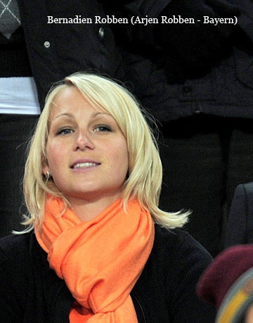 Γυναίκες ποδοσφαιριστών της Bayern - Γυναίκες ποδοσφαιριστών της Chelsea: Ο τελικός κρίθηκε στα σουτιέν!