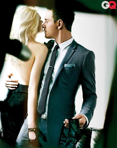 Michael Fassbender: Ο «νέος» είναι ωραίος (και εξαιρετικά στυλάτος)