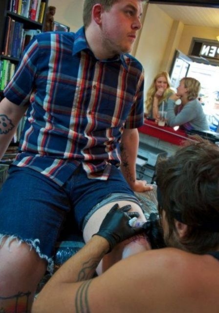 «Χτύπησε» τατουάζ για να της κάνει πρόταση γάμου!