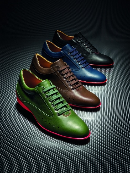 Υποδήματα... Aston Martin