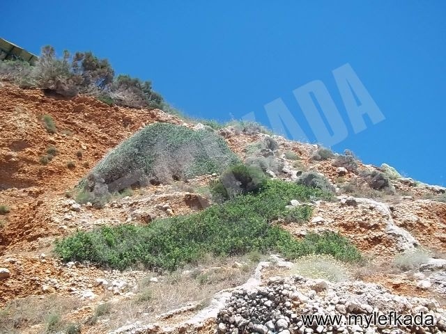 Αυτοκίνητο έπεσε στη θάλασσα στο Πόρτο Κατσίκι! (ΦΩΤΟ)