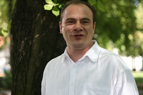 Διάσημοι άνδρες που γεννήθηκαν... γυναίκες