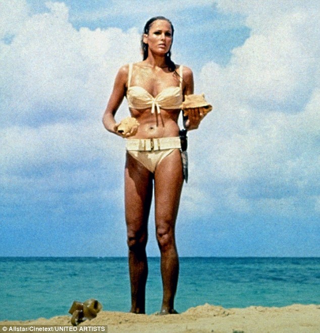 Το καλύτερο... κορμί σε ταινία James Bond (pics)