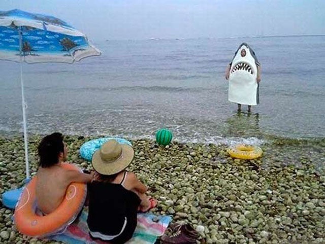 Κάποιοι άνθρωποι είναι πολύ περίεργοι!